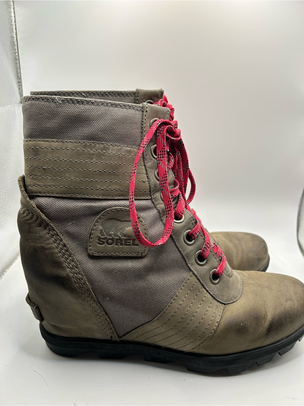 Sorel Lexie Wedge boot dark grey size 9.5